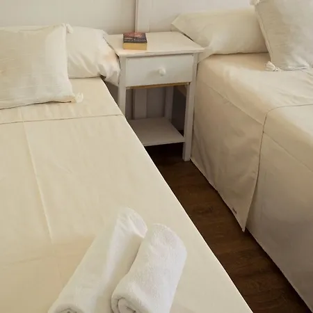 Guest house Sunset Ibiza 2*