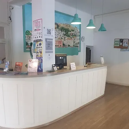 伊维萨岛日落旅舍 招待所