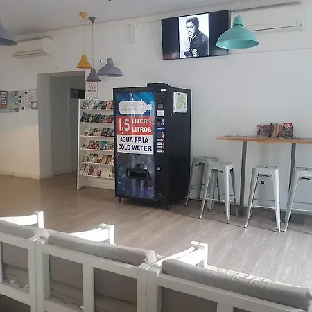 伊维萨岛日落旅舍 2* 聖安東尼奧