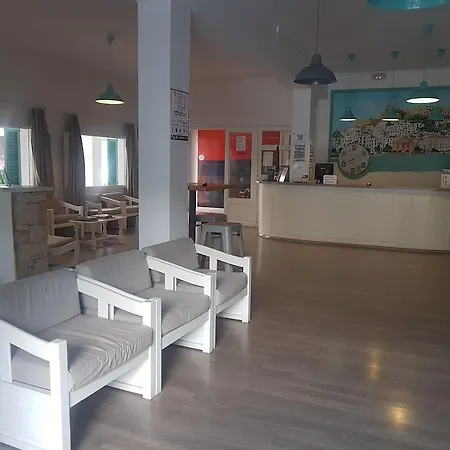 招待所 伊维萨岛日落旅舍 2*